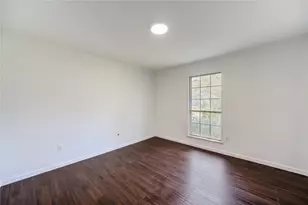 5930 Miller Valley Dr, Houston, TX 77066 - Photo 20