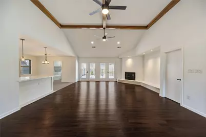 5930 Miller Valley Drive, Houston, TX 77066 - Photo 4