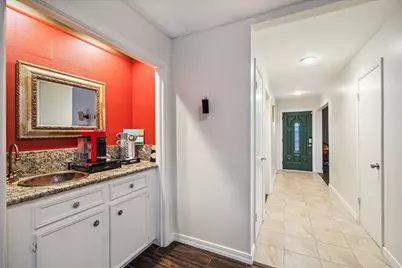 910 Coachlight Drive, Houston, TX 77077 - Photo 2