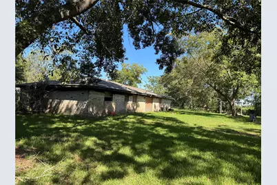 206 Sunset Heights Avenue, Dayton, TX 77535 - Photo 26