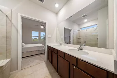 5318 Marisol Cove Drive, Katy, TX 77493 - Photo 10