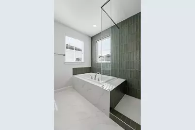 2706 Grand Fountains Drive #H, Houston, TX 77054 - Photo 22