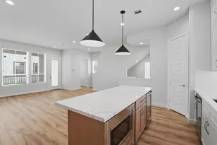 2706 Grand Fountains Dr, Houston, TX 77054 - Photo 12