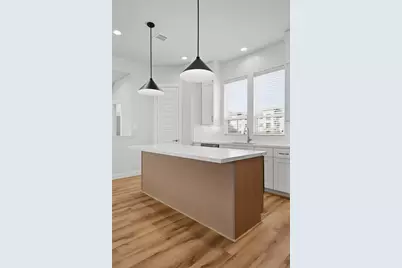 2706 Grand Fountains Drive #H, Houston, TX 77054 - Photo 12