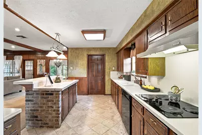 203 Ballantrae Lane, Houston, TX 77015 - Photo 14