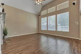 59 W Prairie Dawn Cir, The Woodlands, TX 77385 - Photo 8