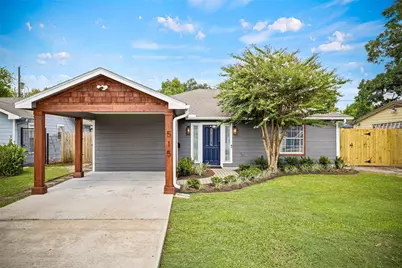 515 Foxglove Lane, Houston, TX 77076 - Photo 1