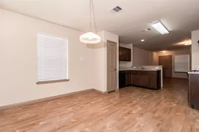 5702 S Brenwood Drive, Katy, TX 77449 - Photo 4