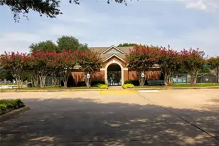 901 Bay Area Blvd, League City, TX 77573 - Photo 20