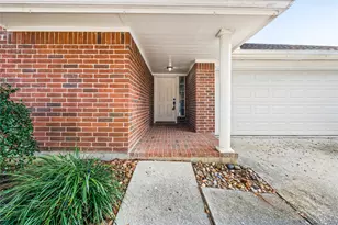 19718 Gable Woods Dr, Tomball, TX 77375 - Photo 4