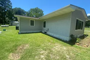 295 Lazy Hollow Ln, Livingston, TX 77351 - Photo 16