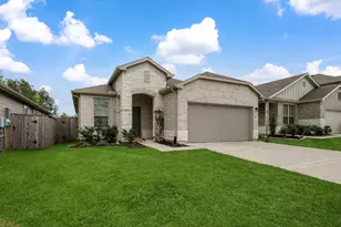 350 Shady Cedar Hl Ln, Willis, TX 77378 - Photo 2