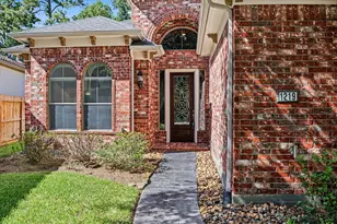 1219 Hamlet Way, Houston, TX 77339 - Photo 2