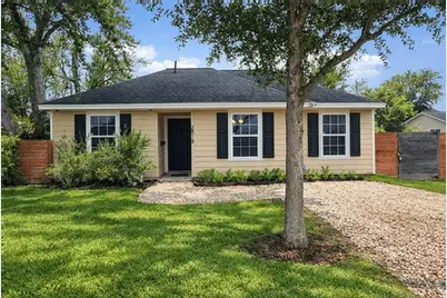 2518 Staples St, Houston, TX 77026 - Photo 1
