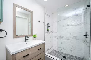 5217 Inker St, Houston, TX 77007 - Photo 10