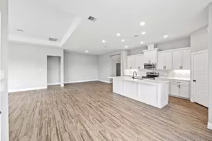 531 Oleander St, Prairie View, TX 77484 - Photo 2