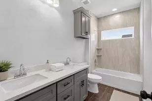 531 Oleander St, Prairie View, TX 77484 - Photo 10