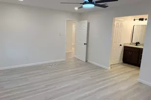 9506 Wellsworth Dr, Houston, TX 77083 - Photo 12