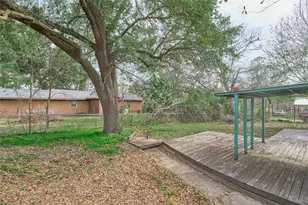 203 Paul Knox St, Huntsville, TX 77320 - Photo 38