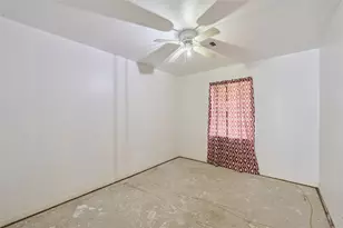 203 Paul Knox St, Huntsville, TX 77320 - Photo 24