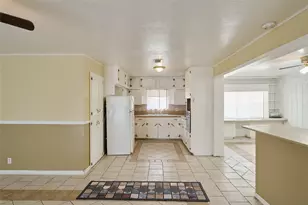 203 Paul Knox St, Huntsville, TX 77320 - Photo 14