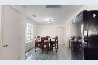 7106 Bayou Crest Drive, Houston, TX 77088 - Photo 12