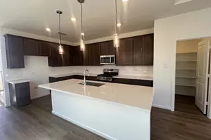 9026 Selwyn Pointe Wy, Cypress, TX 77433 - Photo 2