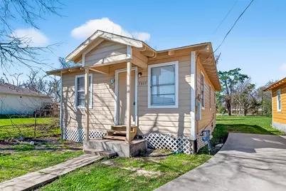 3807 Love Street, Houston, TX 77026 - Photo 2