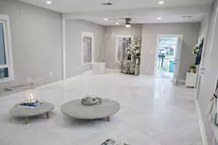 7142 Avenue K, Houston, TX 77011 - Photo 2