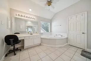 12310 Shadow Island Dr, Houston, TX 77082 - Photo 14