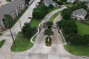 14310 Larkhall Ln, Houston, TX 77014 - Photo 20