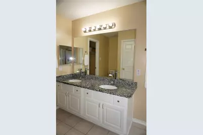 14310 Larkhall Lane, Houston, TX 77014 - Photo 18