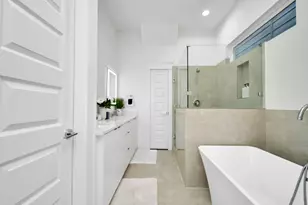 531 Schweikhardt St, Houston, TX 77020 - Photo 10