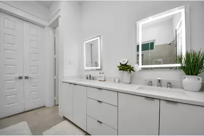531 Schweikhardt Street, Houston, TX 77020 - Photo 10
