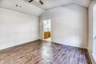 503 Hickory Hollow Ln, Brenham, TX 77833 - Photo 16