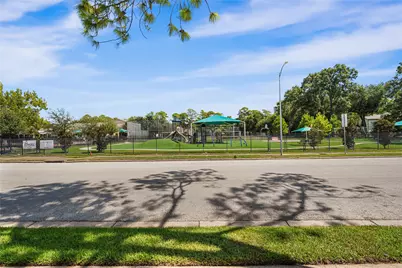 515 Tallowood Road #7, Houston, TX 77024 - Photo 24