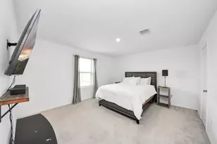 9206 Burnet Flds Dr, Baytown, TX 77521 - Photo 18