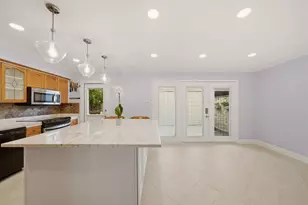6452 Burgoyne Rd, Houston, TX 77057 - Photo 8