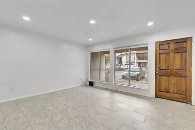 6910 Hart Lane #403, Austin, TX 78731 - Photo 18