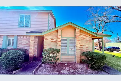 1927 Country Village Boulevard #B, Humble, TX 77338 - Photo 2