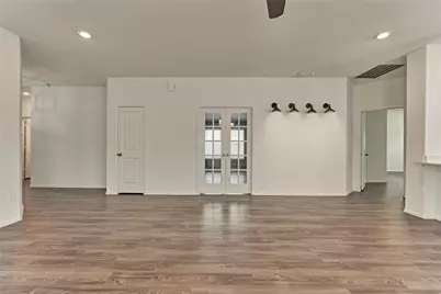 211 Garnett Street, Magnolia, TX 77354 - Photo 8