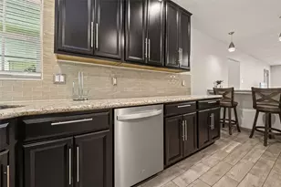 4105 Lymbar Dr, Houston, TX 77025 - Photo 14