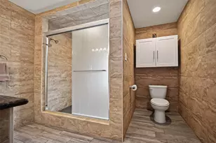 4105 Lymbar Dr, Houston, TX 77025 - Photo 22