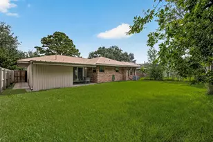 4105 Lymbar Dr, Houston, TX 77025 - Photo 30