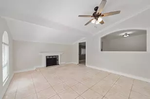 15522 Winter Briar Dr, Houston, TX 77489 - Photo 2