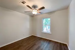 14 Elk Crossing Dr, The Woodlands, TX 77381 - Photo 14