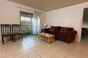 8100 Creekbend Dr, Houston, TX 77071 - Photo 2