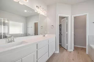 11412 Natalia Ln, Willis, TX 77318 - Photo 12