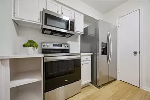 1601 S Shepherd Dr, Houston, TX 77019 - Photo 2