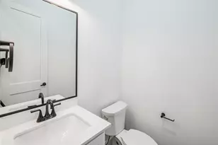 4605 Terry St, Houston, TX 77009 - Photo 10